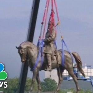 Virginia Begins Removal Of Robert E. Lee Statue Pedestal